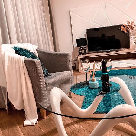 Apartament Solna 80 - Centrum Miasta Z Podziemnym Garazem Kielce Exterior photo