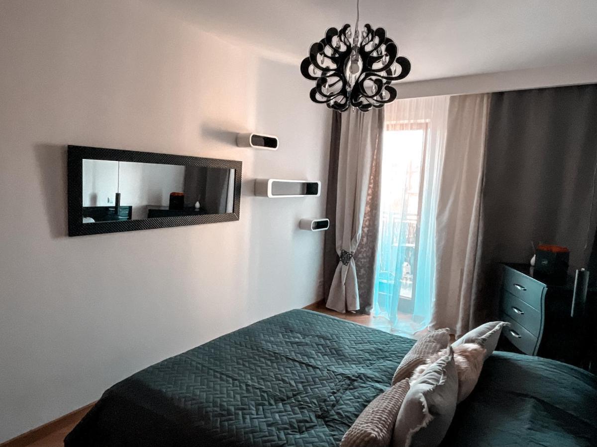Apartament Solna 80 - Centrum Miasta Z Podziemnym Garazem Kielce Exterior photo