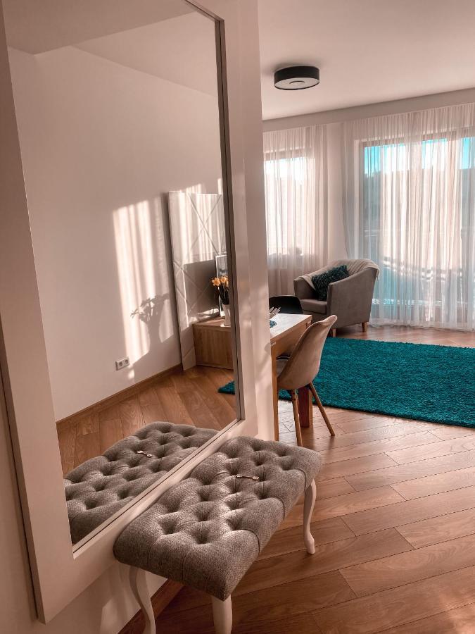 Apartament Solna 80 - Centrum Miasta Z Podziemnym Garazem Kielce Exterior photo